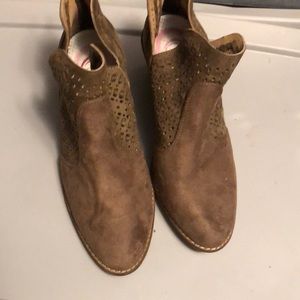 Boutique booties in good condition